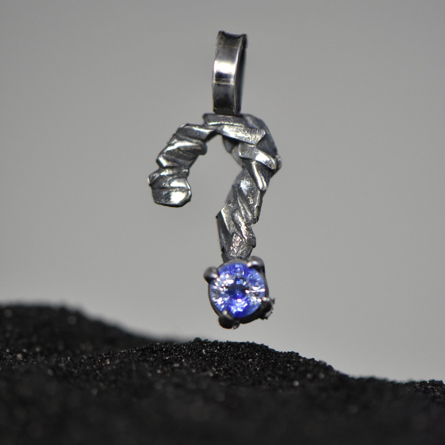 Sapphire ? Pendant